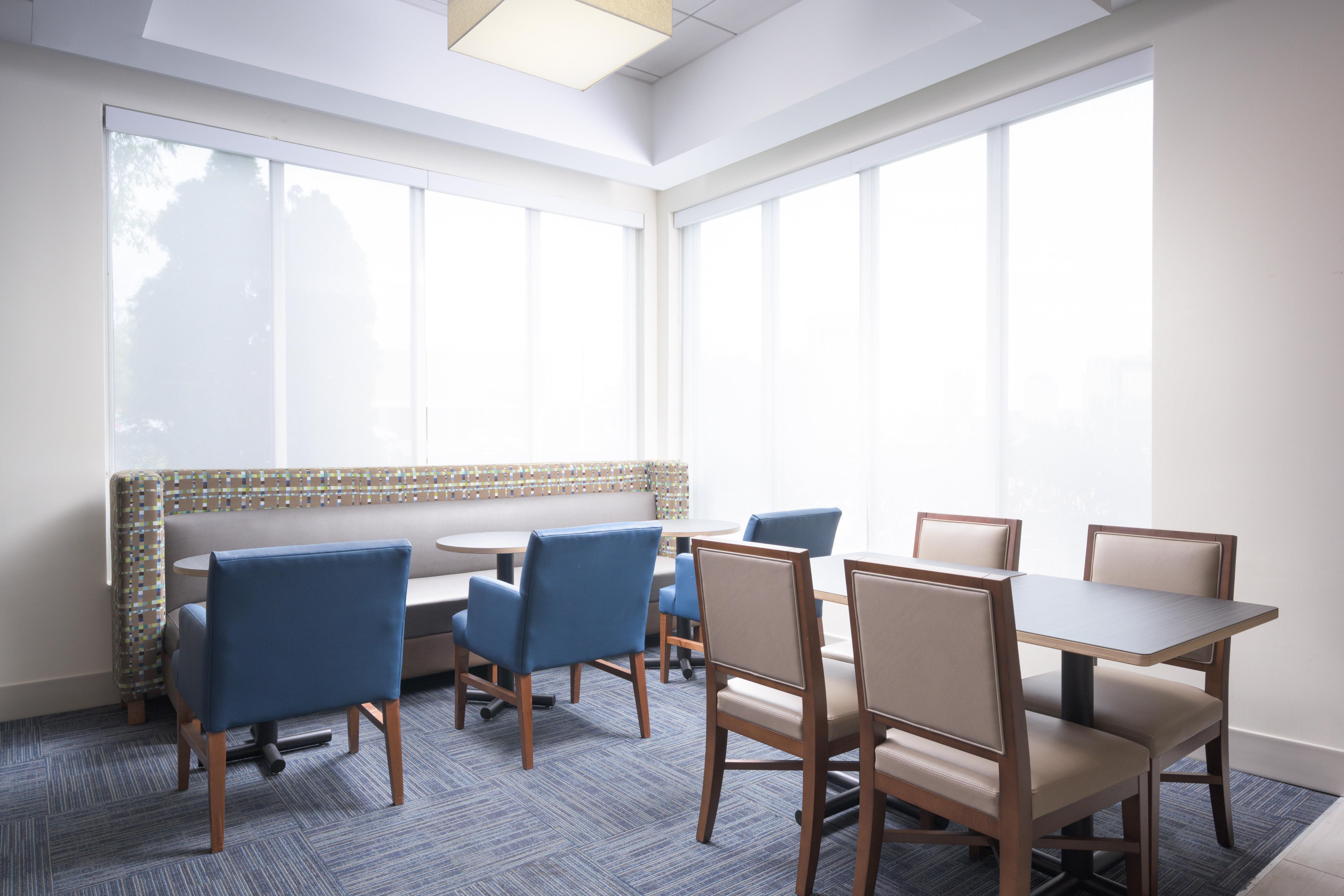Holiday Express & Downtown By Ihg Hotel Chattanooga
