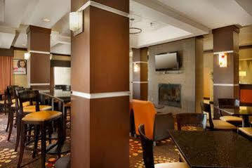Holiday Express & Downtown By Ihg Hotel