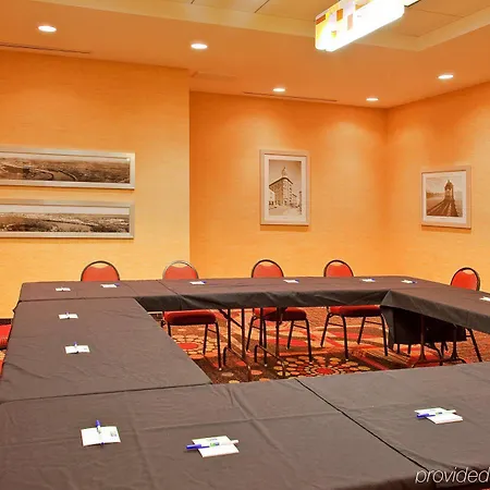Holiday Inn Express Hotel & Suites Chattanooga Downtown By Ihg 